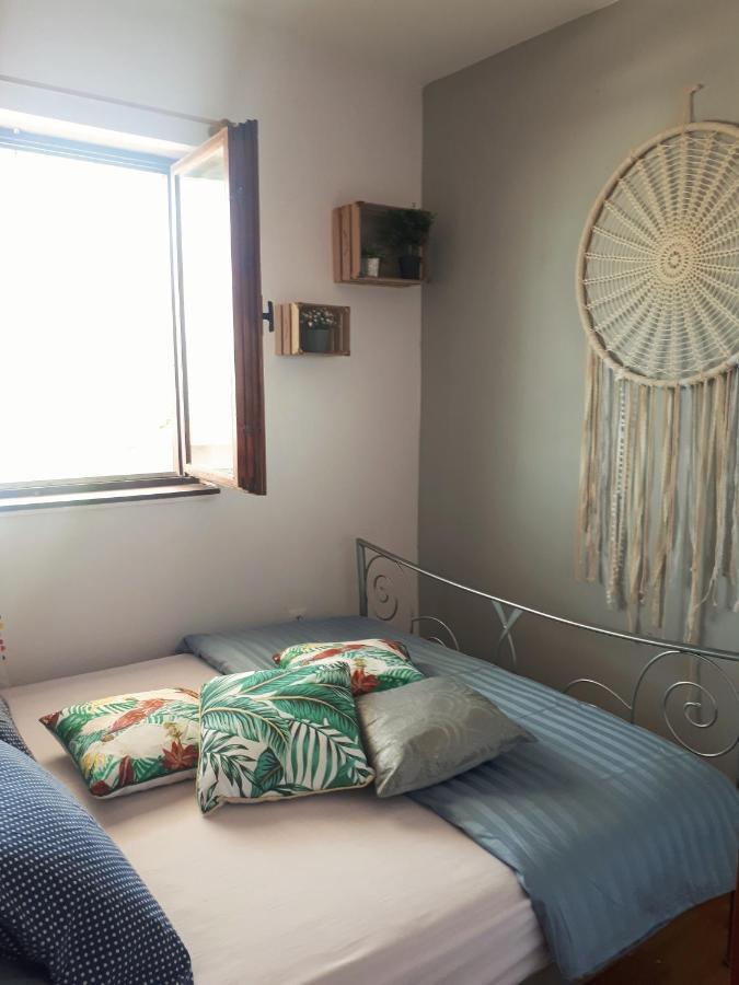 Grandpa Beach House Слатине Экстерьер фото